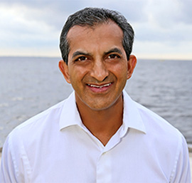 Samir Vakil, DPM